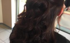 HAIR.COMPANY – By Melina #haircompany #heiligenroth #hair #curls #hochstecken #gold #curls #curlyhair #longhair #love #fashion #hairlover #brownhair